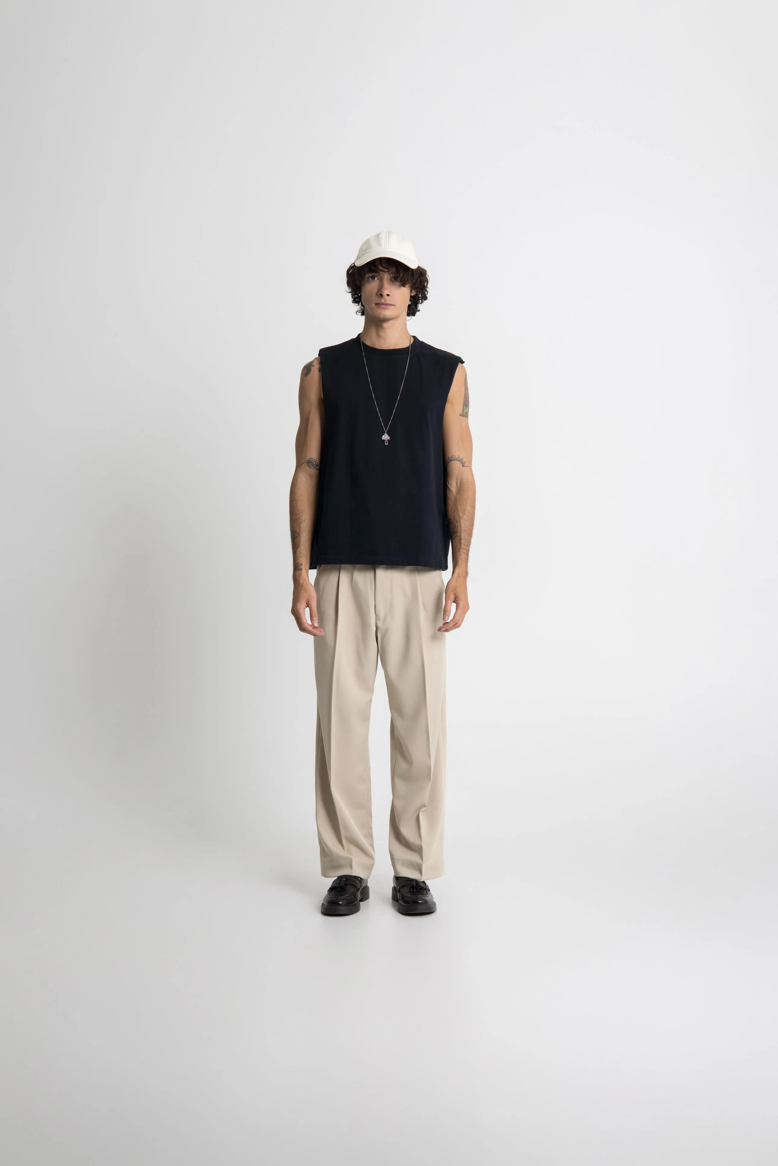 Essential Cropped Tank - Black