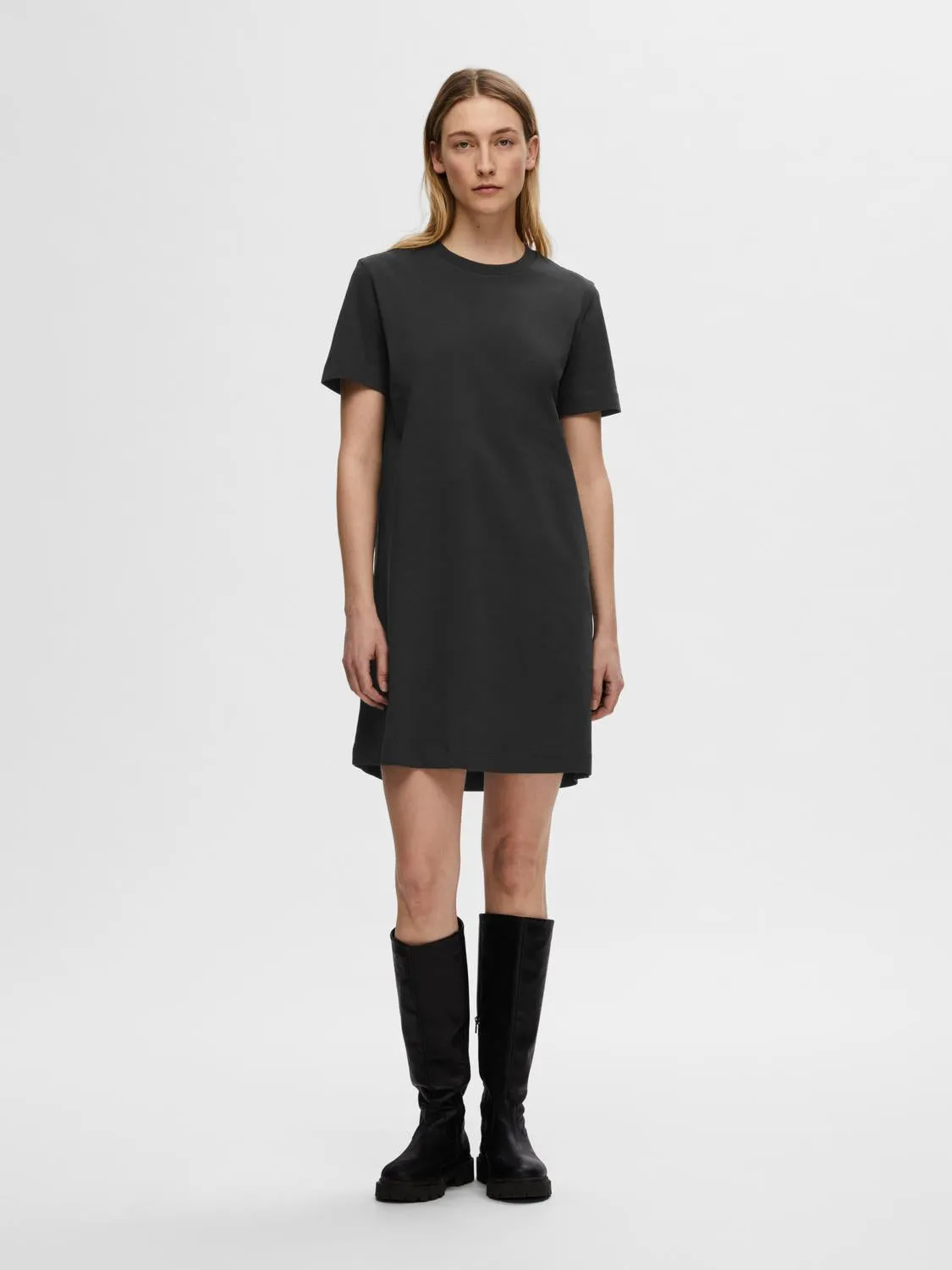 Essential Ss Short Tee Dress - Black