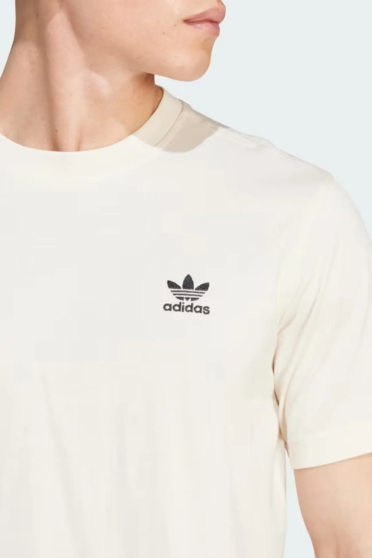 Essential Tee Wonder White
