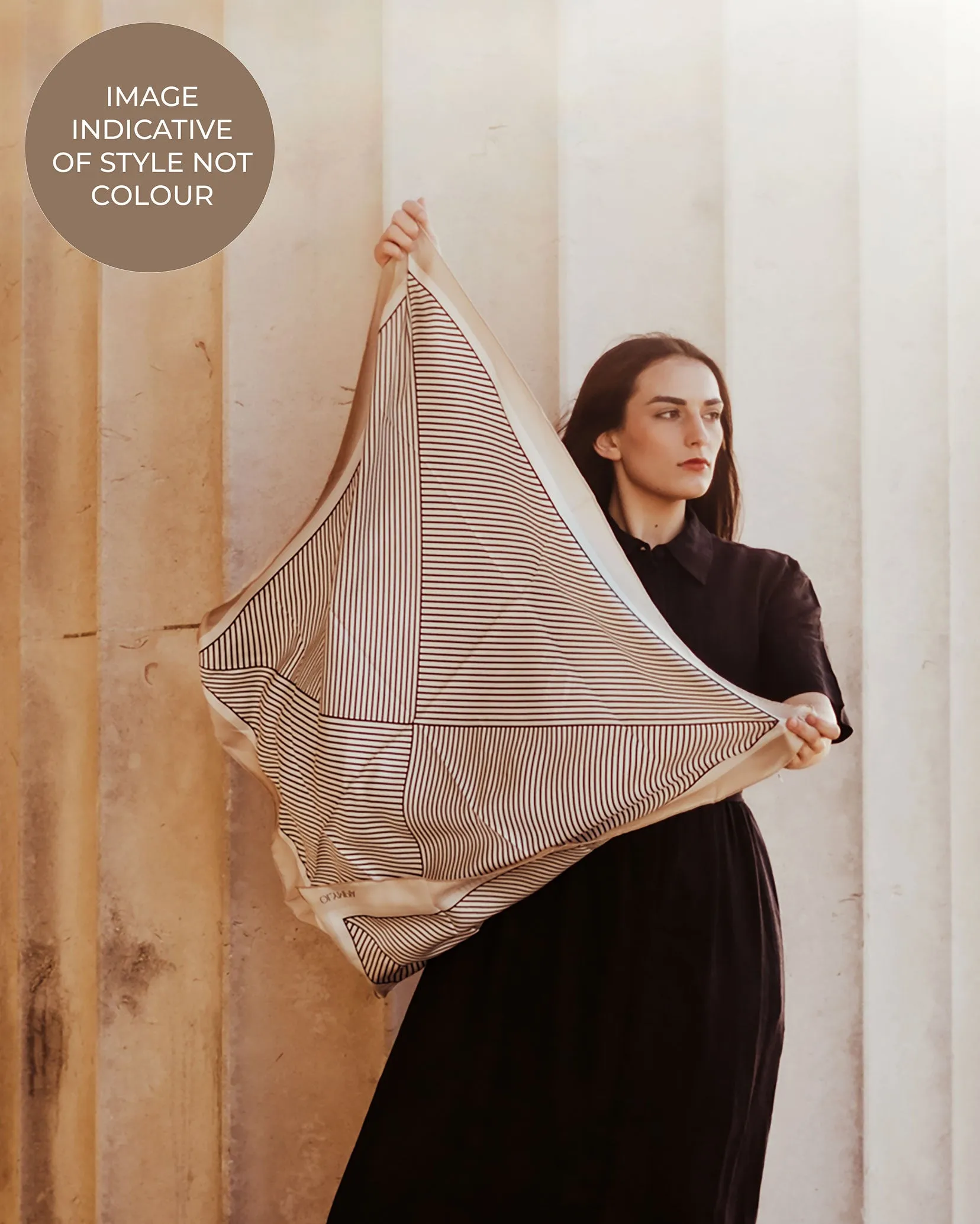 Rhea - Saddle / Ricecake / Ebony - Midi