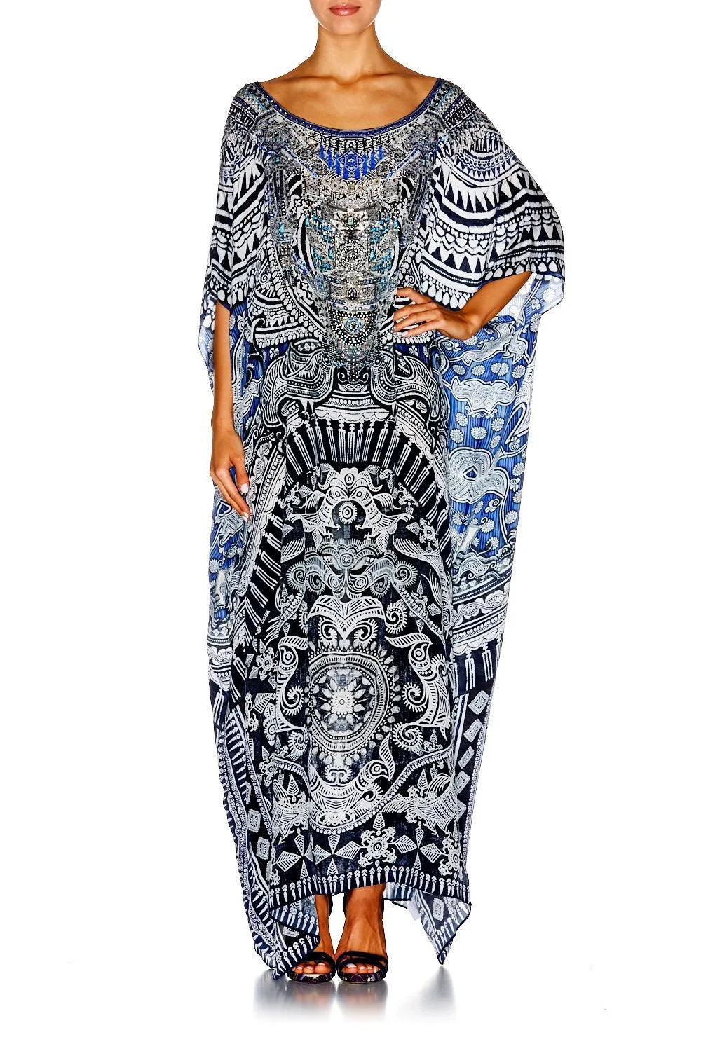 ROUND NECK KAFTAN SMALL TOWN HERO
