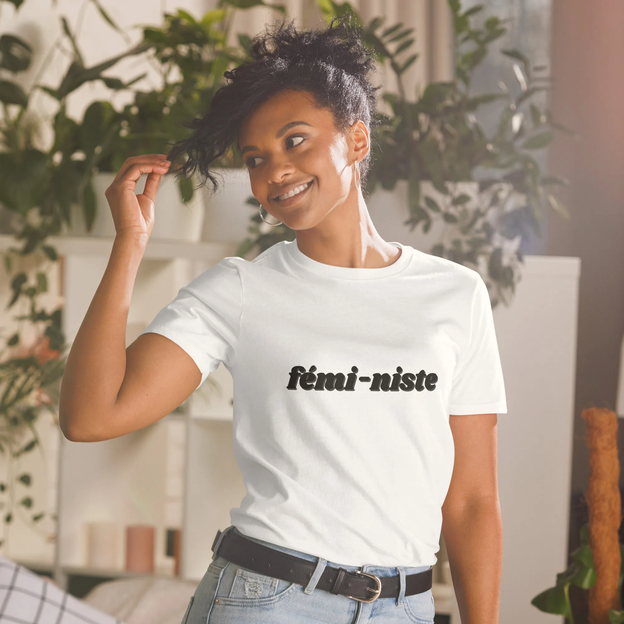 THE ESSENTIAL BOYFRIEND TEE WHITE: FEMI-NISTE