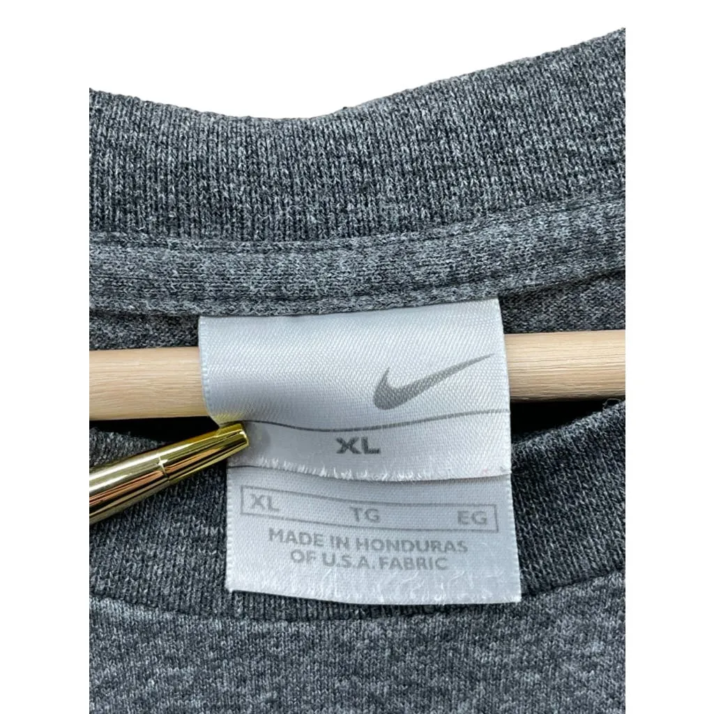 Vintage 2000's Nike Charcoal Gray Essential Swoosh T-Shirt