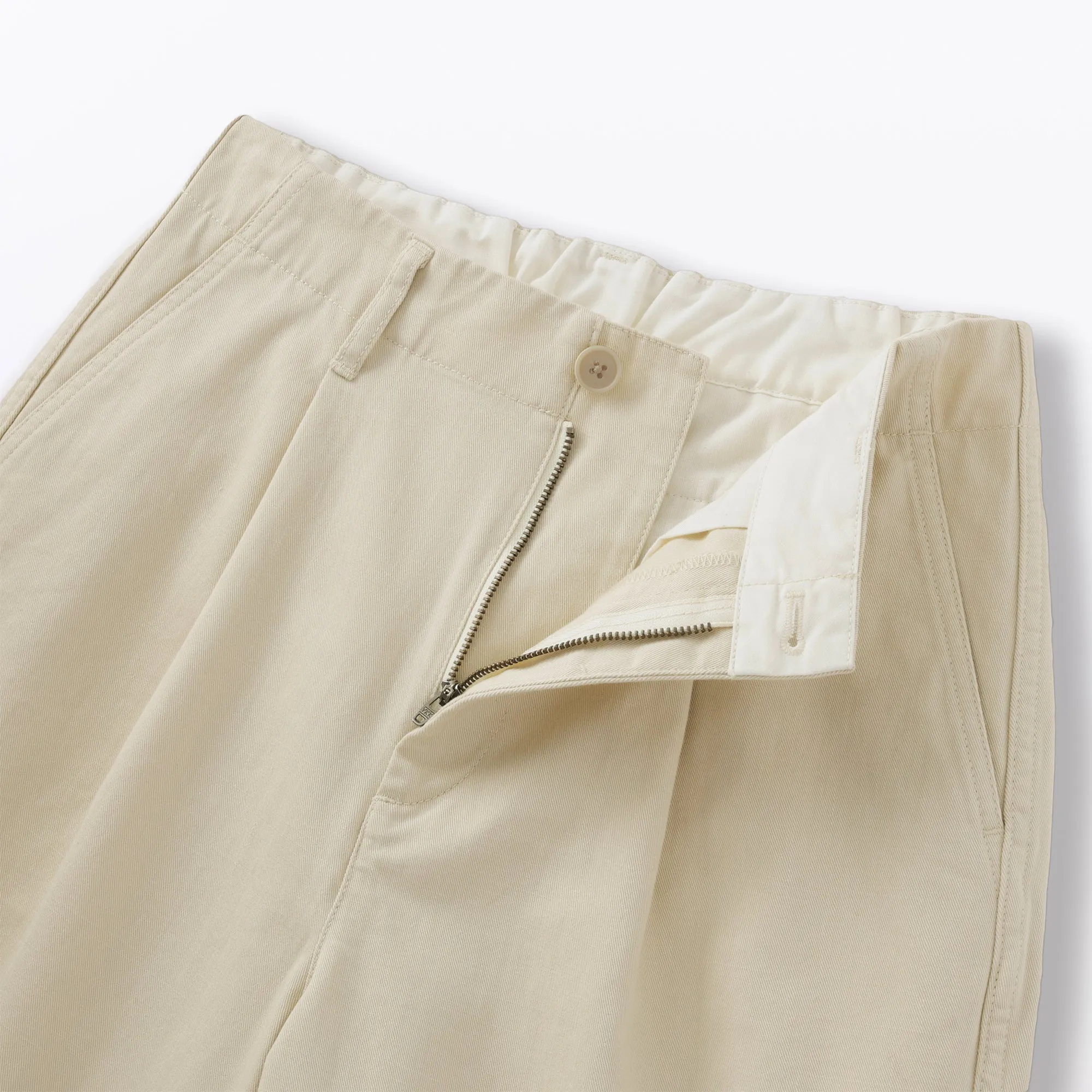 Women's Slub Yarn Chino Darted Shorts