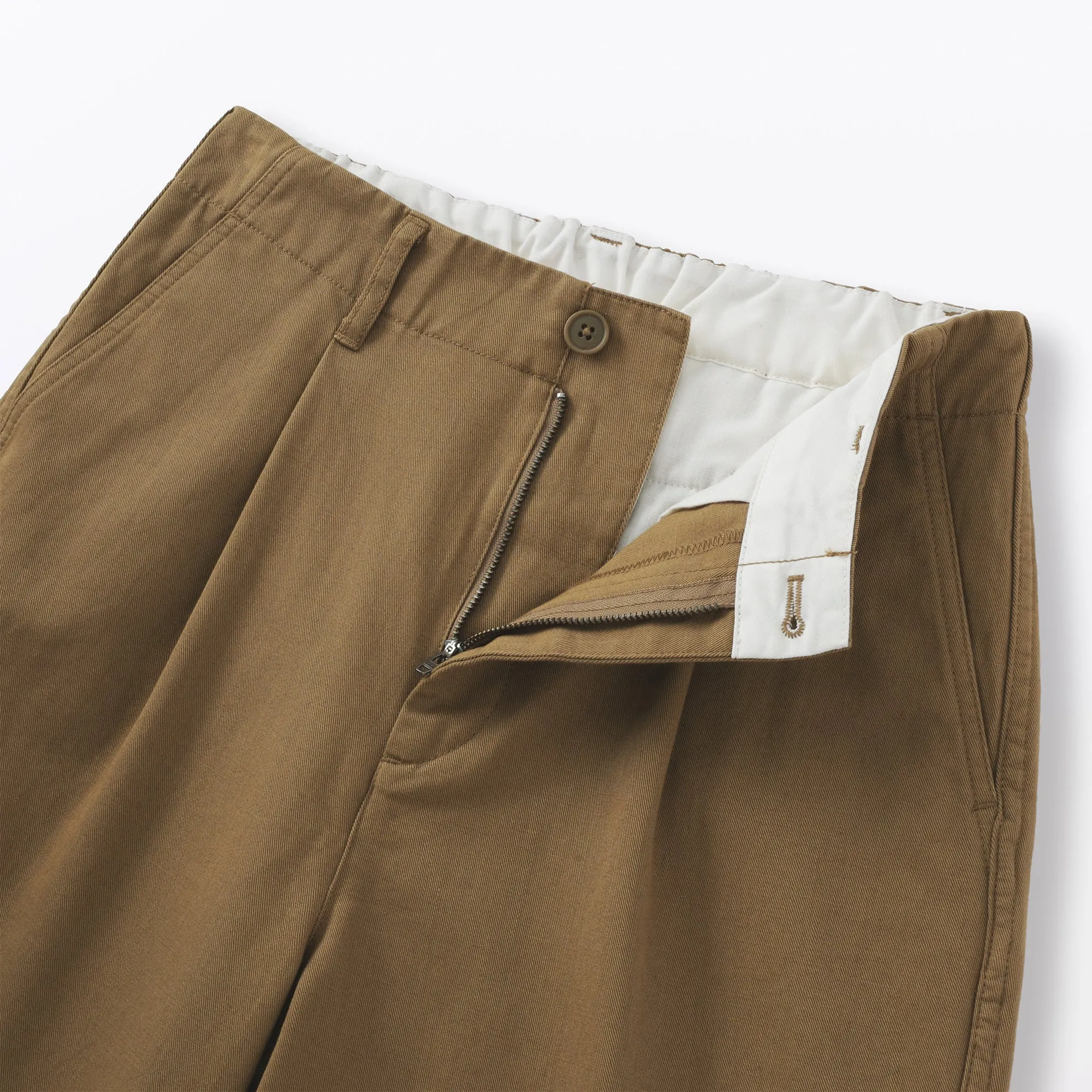 Women's Slub Yarn Chino Darted Shorts